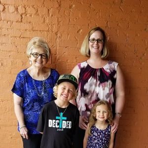 Meet your Posher, Betsy